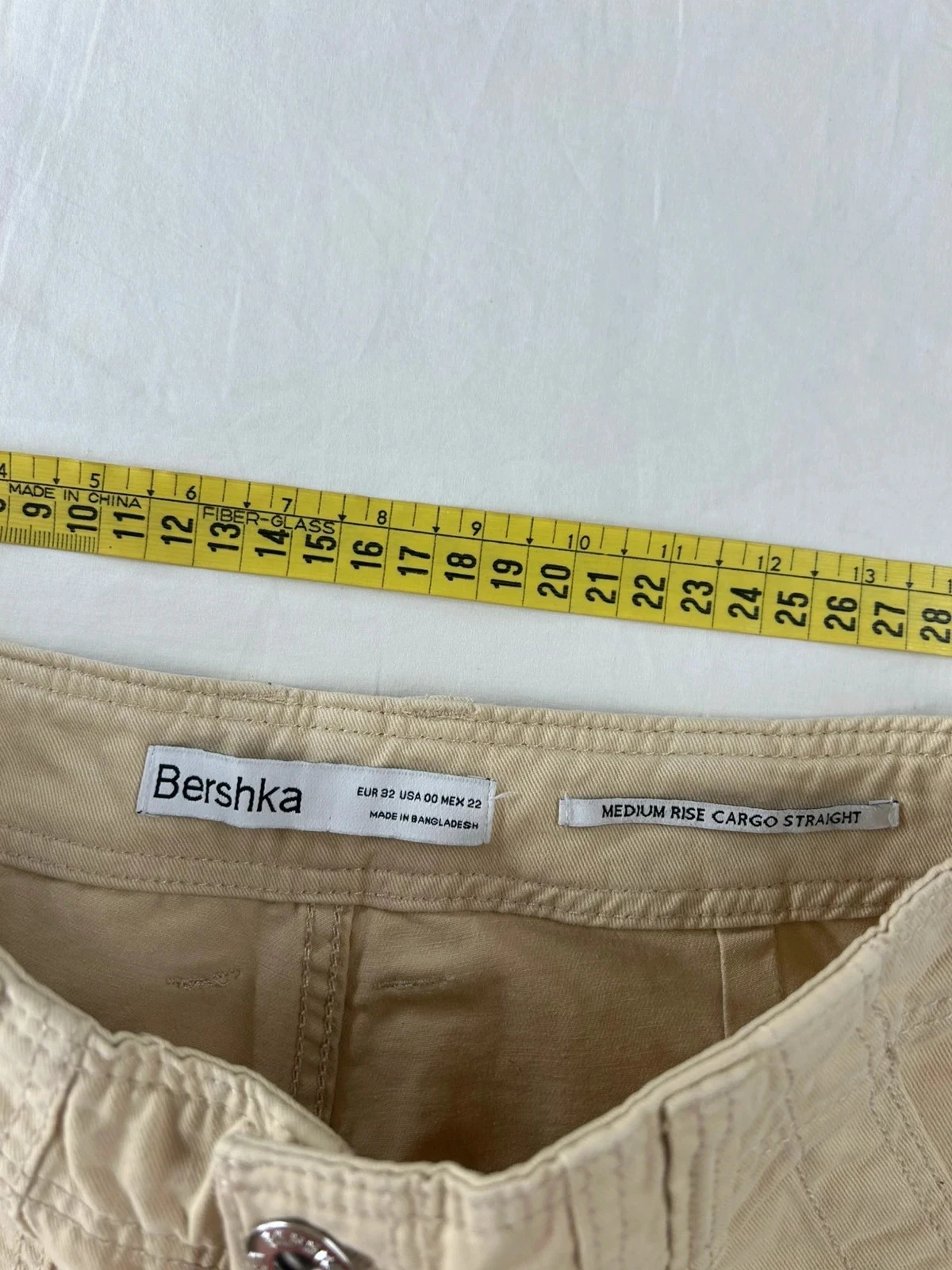 Creamy beige high-waisted Bershka jeans – photo 9